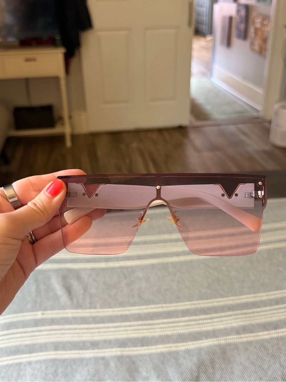 Fashion Shield Oversized Rimless Sunglasses - Pink